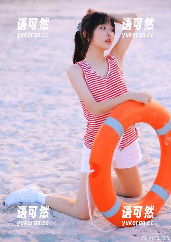 beautyleg - 定制浴室的艺术氛围：Morning图集展示了温馨与优雅的完美平衡