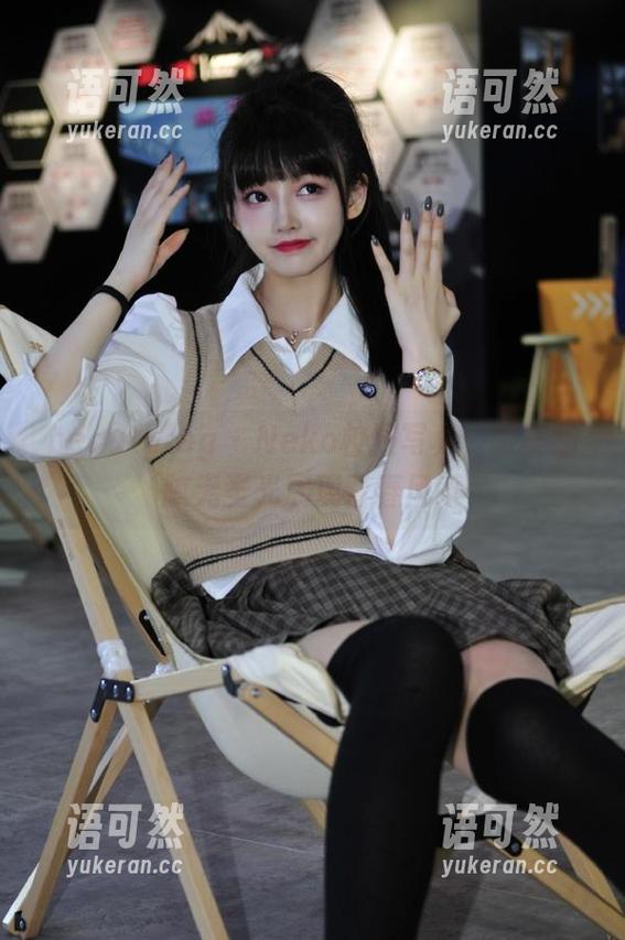 beautyleg - Neko校服写真，唯美细腻无圣光展现青春风采
