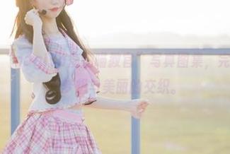 不容错过的“nagisa魔物喵教官”写真图集，完美诠释青春、梦想与美丽的交织。