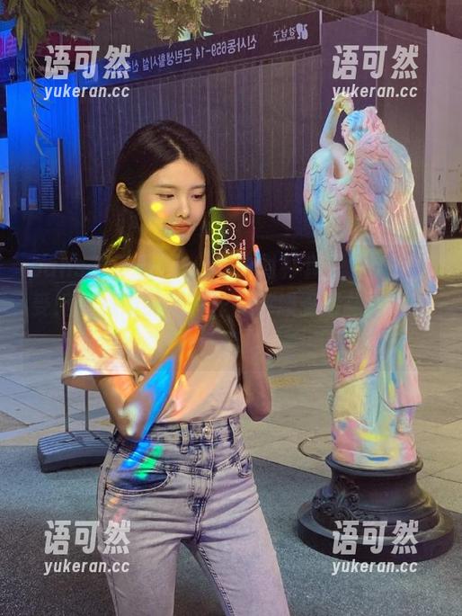 pans - 下载Tina的白衬衫套图，免费享受她诗意般的摄影作品，感受清新时尚的气息！