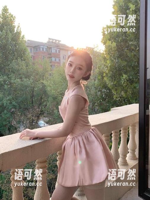 pans - 丁丁职业装图库分享，打造专属你的职场时尚风景线