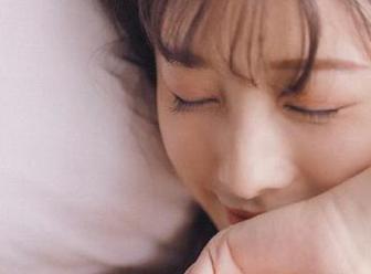 pans – 最新丝袜写真分享：妮妮教你如何在家穿出“时尚”的自我！