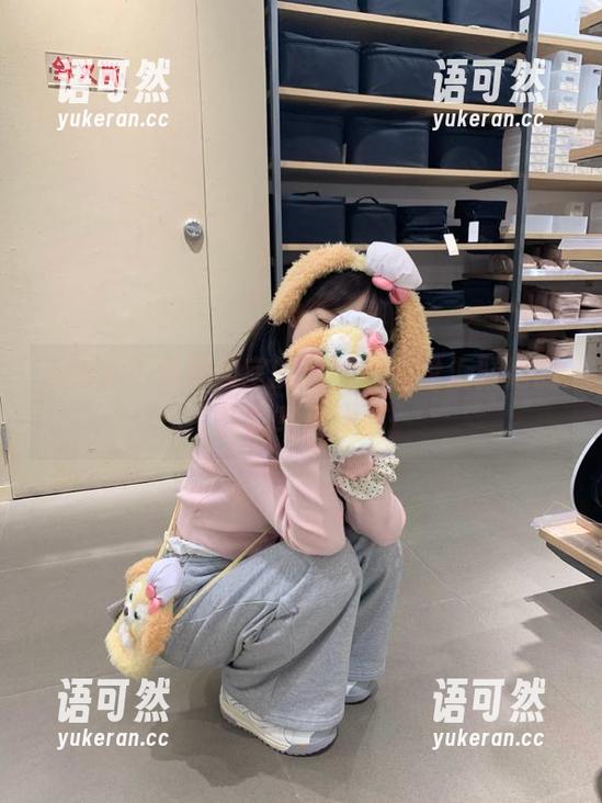 pans - 思思教室的秘密：网盘汇聚她的精彩写真作品