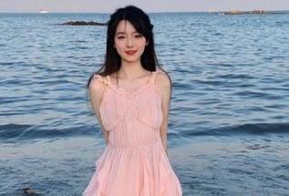 pans – 紫萱的新更新：纯白写真合集，不敢说完美，来看看我如何自我调侃！