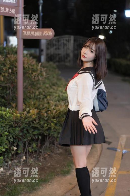 追踪艺术之美：yuuhui玉汇写真更新，探索蔚蓝档案与飞鸟马时