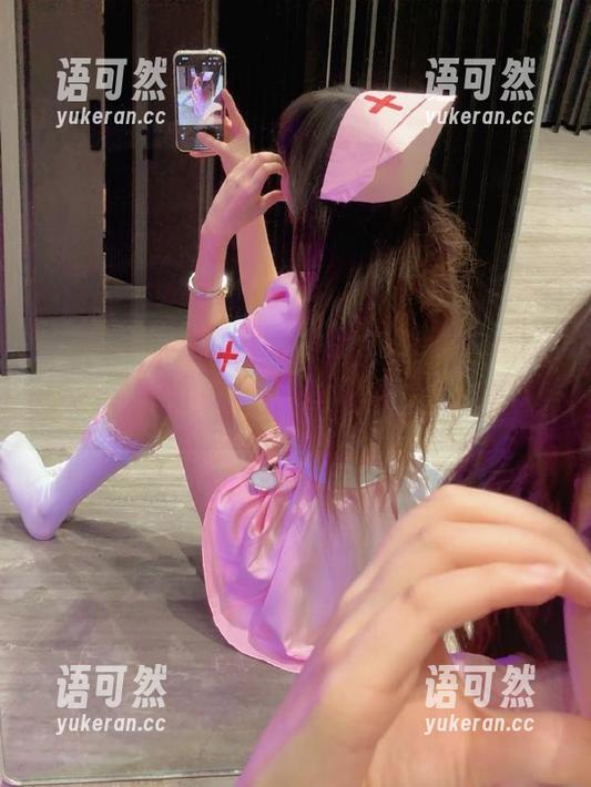 微密圈 - 不爱笑的赛琳黑丝连体私拍资源汇总，快来领取你的视觉享受