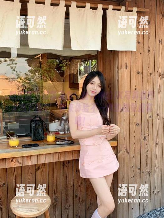 微密圈 - 最新发布！丝月神的JK写真套图火热下载中，快来体验不一样的视觉盛宴吧！