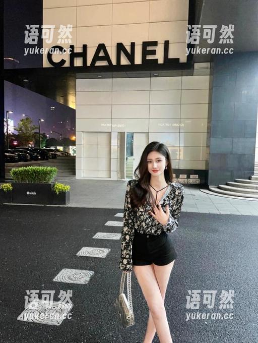 丽柜 - 无圣光与美图的完美结合：Amily的和服之路充满笑声
