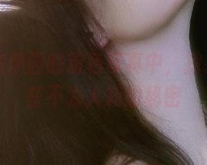 丽柜 – 在伊园的粉色写真中，挖掘原图那些不为人知的秘密