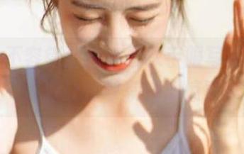 丽柜 – 不容错过的小七水手服写真，免费资源让你收获满满惊喜