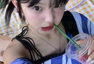 丽柜 – 绽放优雅之美：怡萱婚纱写真集精选带来不一样的视觉盛宴