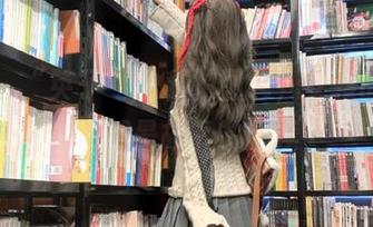 丽柜 – “英子”的私拍图包，女孩的每一帧都是故事的延续