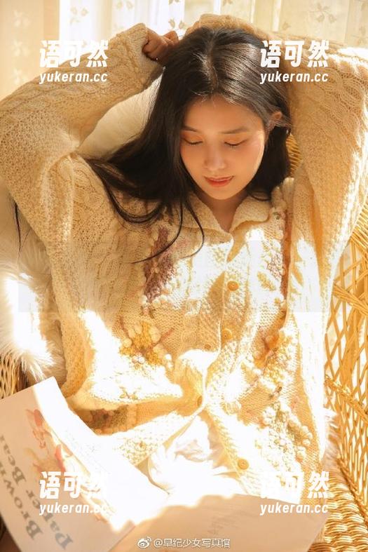 克拉女神 - 吕佳女孩美图精选：每一张都散发魅力，带你领略别样风情