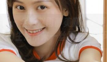 克拉女神 – 全新赵雨静美腿美图更新发布，为你的生活带来一丝不一样的风情！