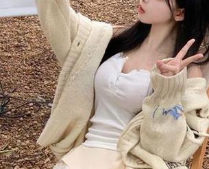 全新视觉体验：兔玩映画最新作品短体操服，展现青春活力与青春无限可能性