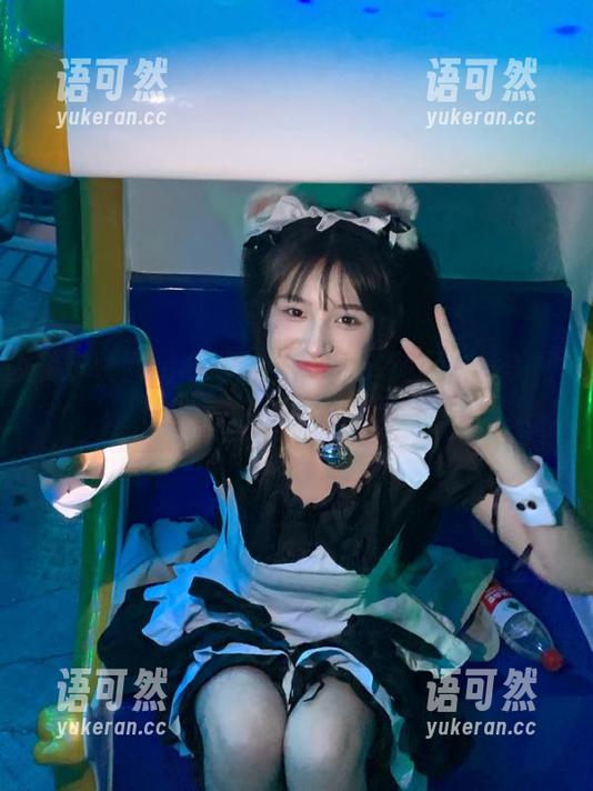 兔玩映画精心打造：展现JK制服白丝美图，让你流连忘返的套图合集！