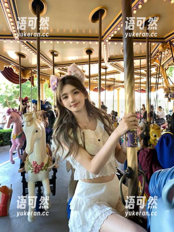 兔玩映画融合恶魔护士美图与套图，颠覆你对护士的固有幻想！