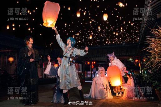 只想与你分享：只是简言琴系列的唯美图片及其动人原图