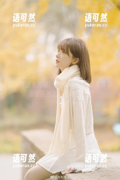 最新作品集揭秘：可可小白兔裸足写真传递的自然之美与灵性之光