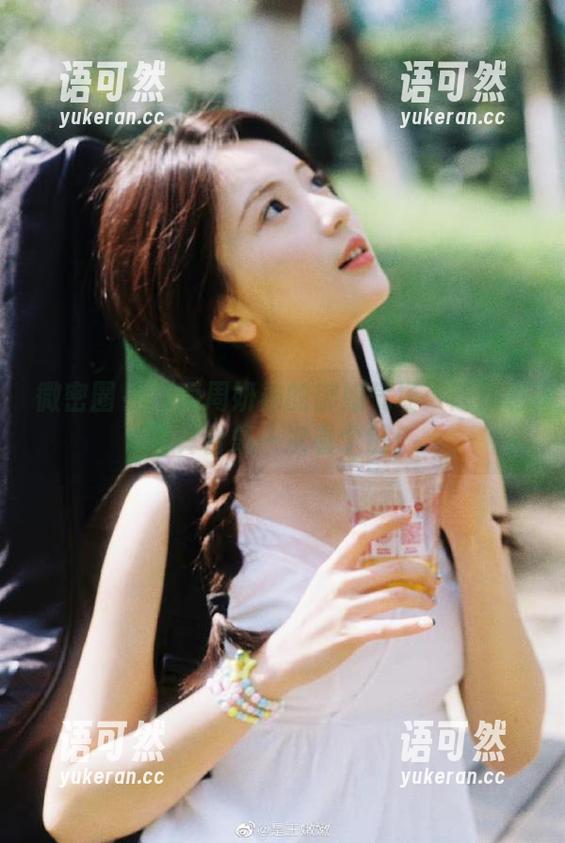 微密圈 - 探索周妍希的御姐气场：超精彩写真合集一次看个够！