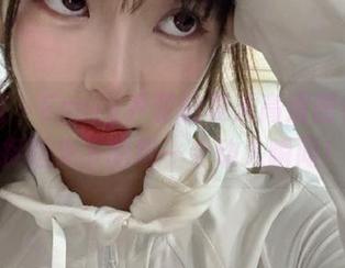 嗲囡囡 – Emily尹菲的夏天高清图包，捕捉阳光下的每一个动人瞬间！