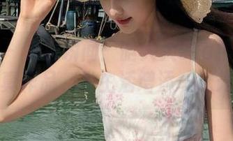 嗲囡囡 – 幸福瞬间：晗大大Via精彩套装写真作品，为生活增添一抹光彩