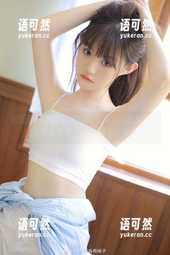 嗲囡囡 - 爱丽儿时尚秘书精选：独具风格的写真合集与壁纸，彰显个性魅力