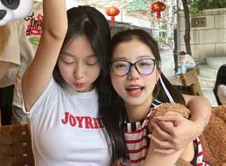 嗲囡囡 – 走进王婉悠Queen的教室，探索她独特风格的写真套图魅力