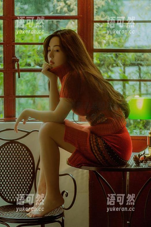 微密圈 - 免费下载奈斯希希的独家睡衣写真，唤醒你内心的优雅与梦幻，尽在指尖