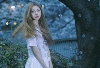 教室里的福利秀！奈汐酱Nice图集，让你欲罢不能的精彩瞬间