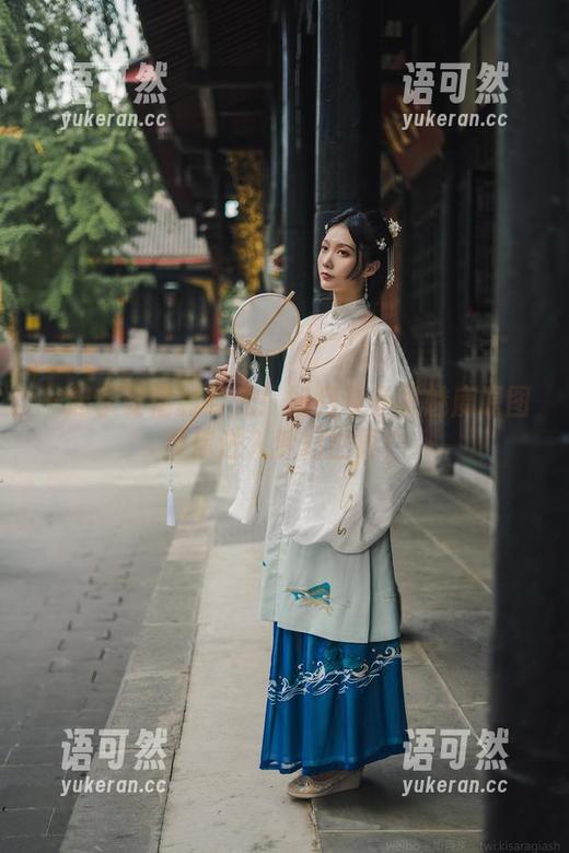 一起享受福利时光！如月灰赤发魅魔原图带你进入梦幻世界！