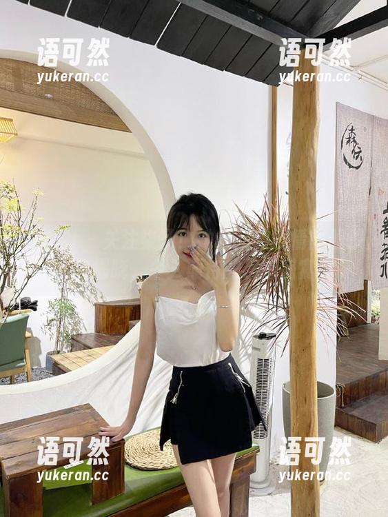 妖精社 - 关注柒子！她最新的剧情图册即将揭晓，令人期待的视听盛宴