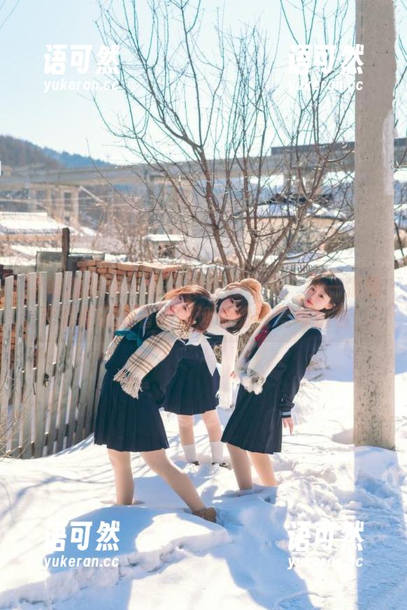 学妹加速跑 - 苏苏体操服写真：每一张照片都在诉说着她对运动的热爱与执着！