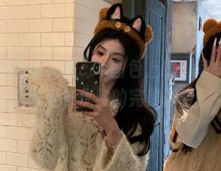 宋哈娜最新礼服cos图包上线，每一张都是可爱与优雅的完美融合！