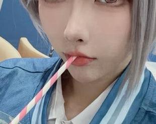 森蚺芭蕾写真合集来袭：宫本樱的魅力作品，轻松下载拥有！