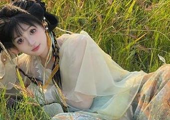 微密圈 – 跟随小优优子一起庆祝圣诞！最新图库带来无与伦比的节日魅力！