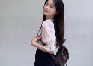 少女秩序 – 千澄圣诞写真的图片更新，展示节日的魔力与安静的美好