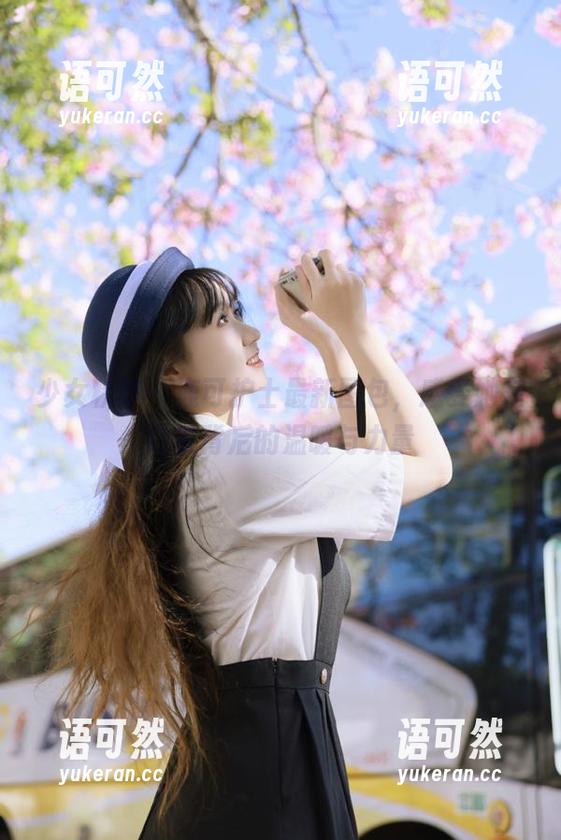 少女秩序 - 鹿可护士最新图包，感受她在白衣背后的温暖与力量