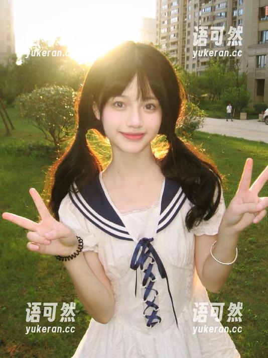 尤果网 - 佟蔓的红裙作品：在无圣光中寻找摄影的新灵感