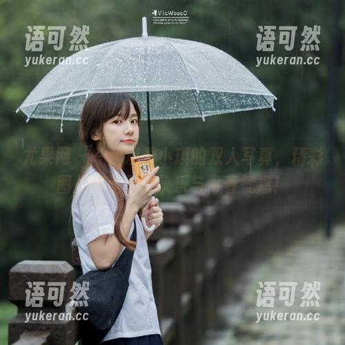 尤果网 - 一起观看小琪的双人写真，精彩图片传递无限快乐与青春气息！
