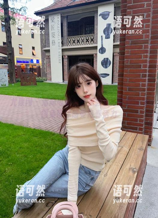 尤果网 - 清新可爱！筱慧教室写真原图与图集带你感受青春活力