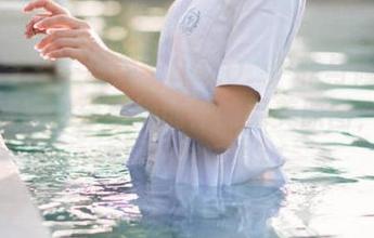尤蜜荟 – 一场关于SOLO_尹菲与修女的视觉盛宴，分享她创作的绝美原图，让我们一起沉浸其中