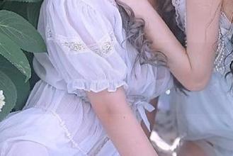 尤蜜荟 – 翻开欧阳LuLu温柔写真集，精选作品让你体会到轻柔的春天气息！
