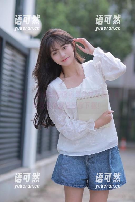 尤蜜荟 - 速来获取谭小灵丝袜写真合集，完美视觉盛宴等你下载！