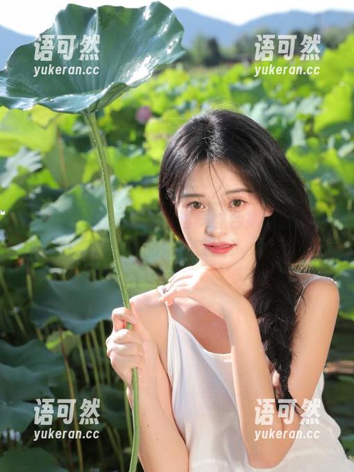 微密圈 - 徐珺大哥白丝美图合集，甜美与性感的完美交融！
