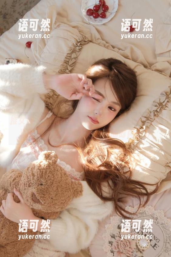 推女神 - 福利不断！沈梦瑶_Gcat制服写真专题，带你走入她独特的时尚世界