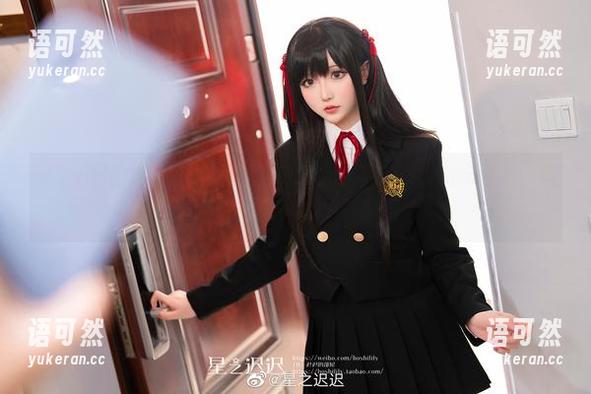 星之迟迟的纯白高清套图，自我调侃的同时又让人心动不已，真是神奇！