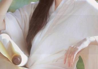星颜社 – 更新来袭！Egg_尤妮丝美腿写真合集，尽情欣赏她的迷人腿部线条与风情