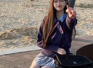 星颜社 – 不容错过的转转Lisa死库水写真精选图片，感受她的创作灵感与情感
