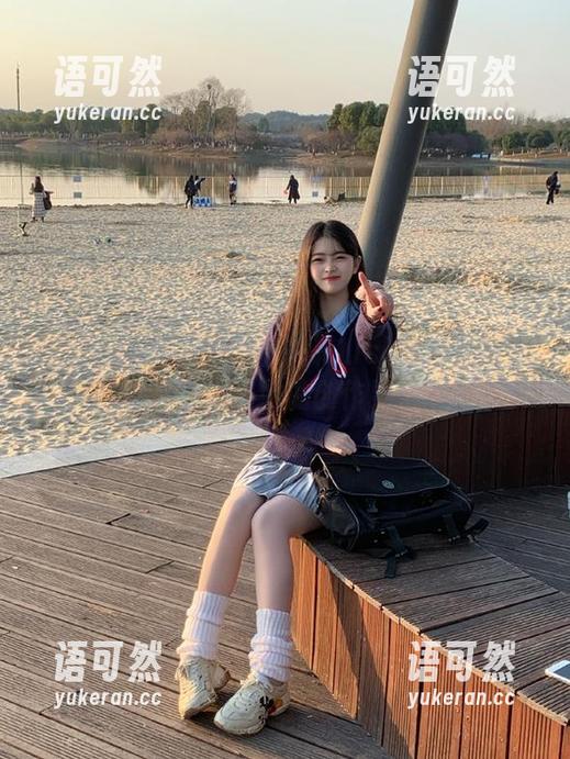 星颜社 - 不容错过的转转Lisa死库水写真精选图片，感受她的创作灵感与情感